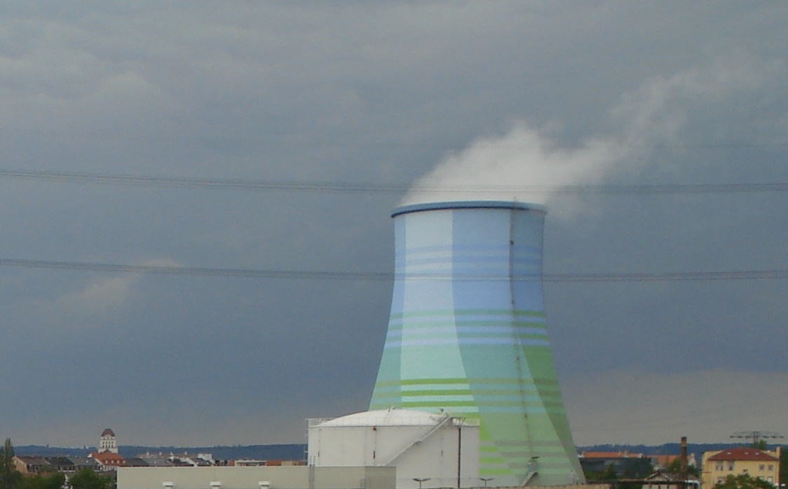 Cooling_tower_power_station_Dresden